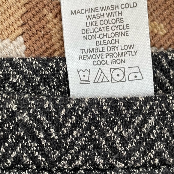 Medium grey midi skirt by Emma James - Picture 4 of 6